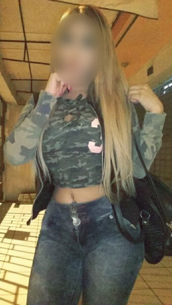 COLOCHA DEBUTANTE ARRECHONA DOY MI COLITA A CABALLEROS QUE DESEEN DARME UNA AYUDA ECONOMICA