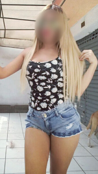 COLOCHA DEBUTANTE ARRECHONA DOY MI COLITA A CABALLEROS QUE DESEEN DARME UNA AYUDA ECONOMICA