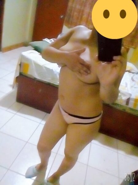 Karen de Metro de Alfonso Ugarte busca discretos caballeros