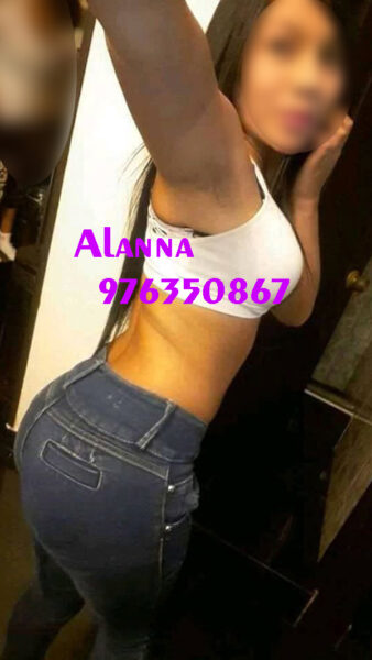 Alanna preciosa kinesiologa en lince full sexo con una rica venezolana