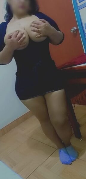 Bella scort madurita te ofrece un rico placer que no olvidaras