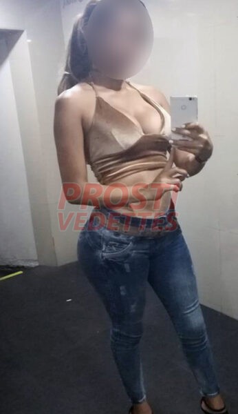 BAILARINA SEXY BRINDA ORAL AL NATURAL Y HASTA EL FINAL VERDADERA GARGANTA PROFUNDA