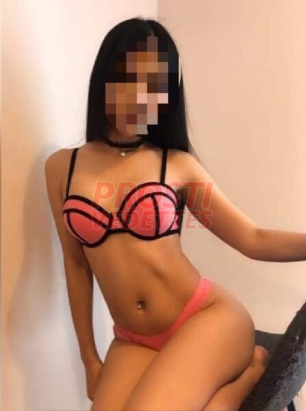 todo un encanto coqueta y muy apasionada
