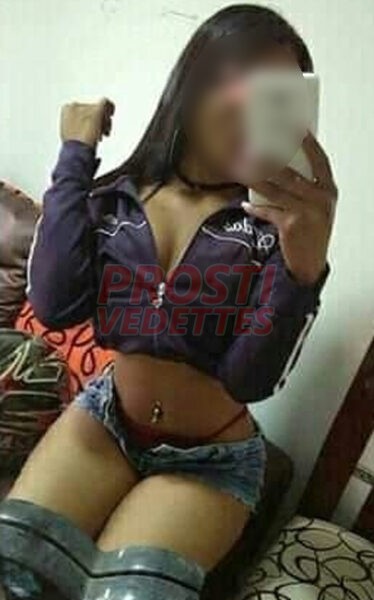 DAYANA TENGO UN CULO BIEN PARADO PARA HACER RICAS POSES