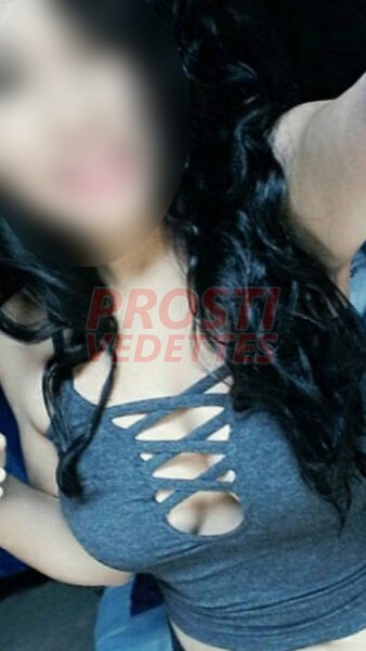 ARRECHITA EN LA CAMA MARIANA ME ENCANTA EL ORAL PROFUNDO TE PUEDES VENIR EN MI CUERPO