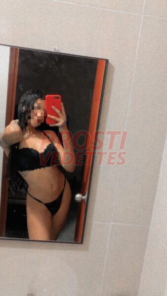 Hola mi amor soy venezolana dispuesta a darte el mejor sexo
