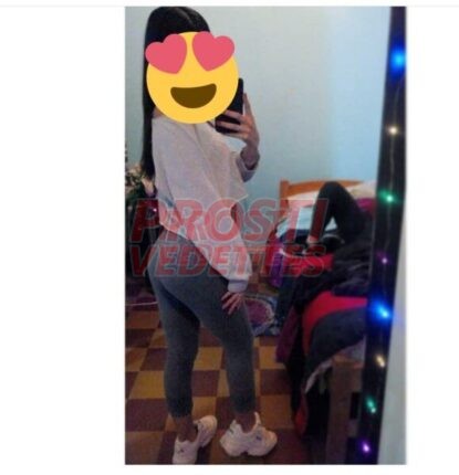 Fotos de estudiante de casa soy nueva en este rubro hago un rico sexo oral servicio sexuales por dinero